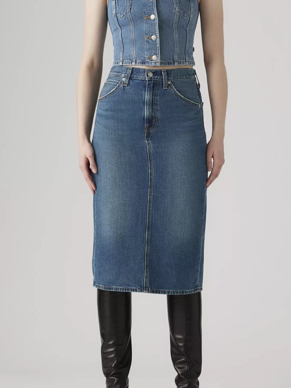 Levi's High Rise Back Slit Skirt